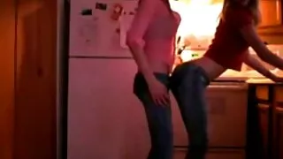 Pelacur gemuk Ella Knox meniduri pria nonton video xxx korea beruntung di meja pijat - 2022-02-25 16:18:32